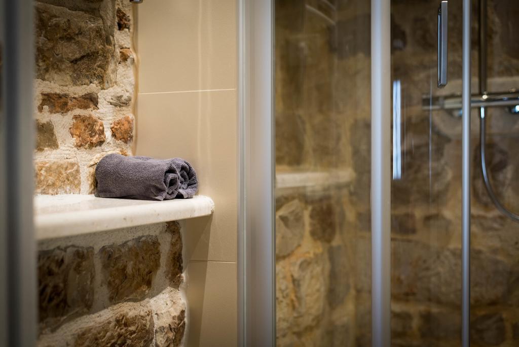 Apartment Capo Family & Capo Studio -Old Town-Parking Trogir Room photo